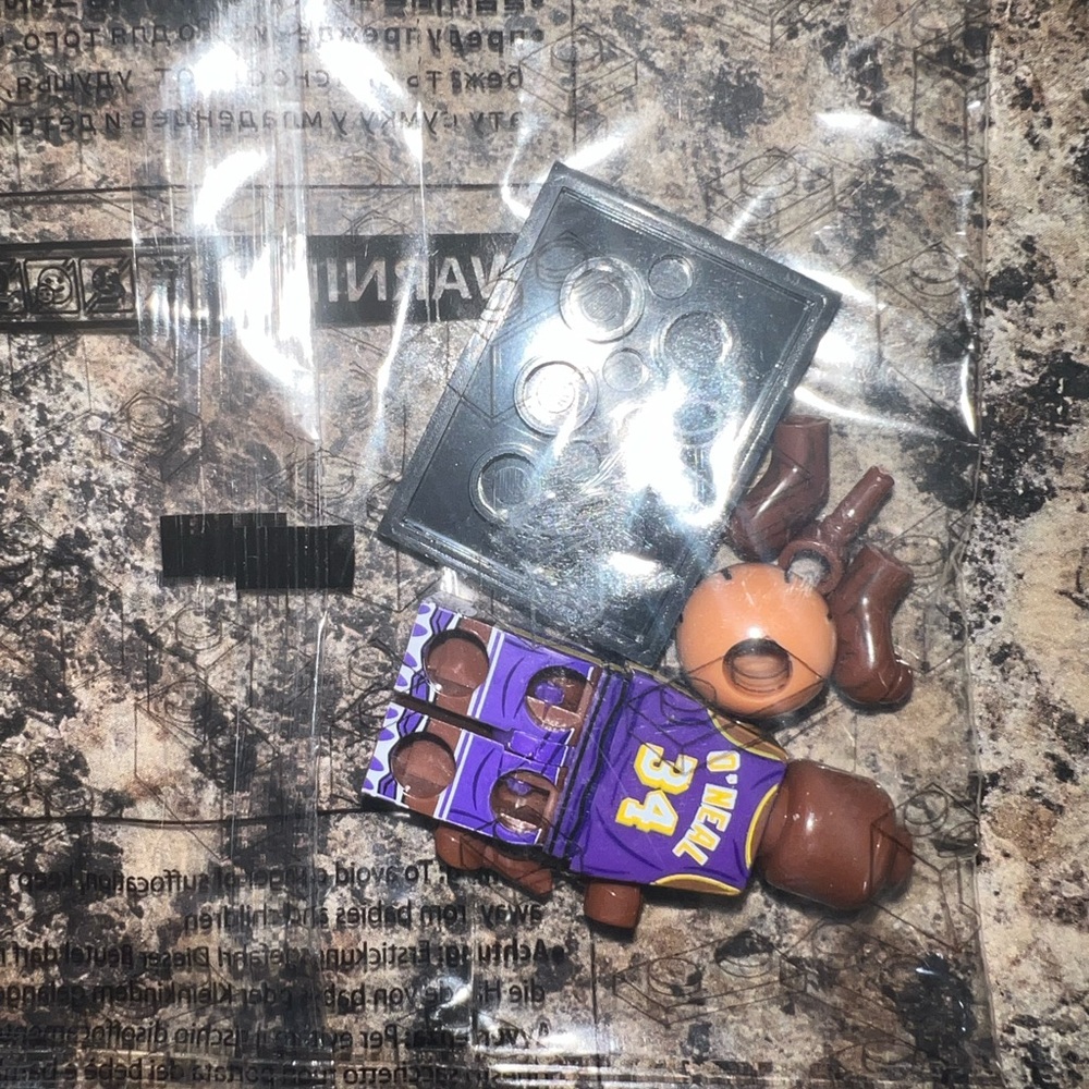 $1 BUILDING BLOCK FIGURE. NEW IN PACKAGE. $1 WITH ANY $10 ORDER OR MORE - Picture 3 of 10